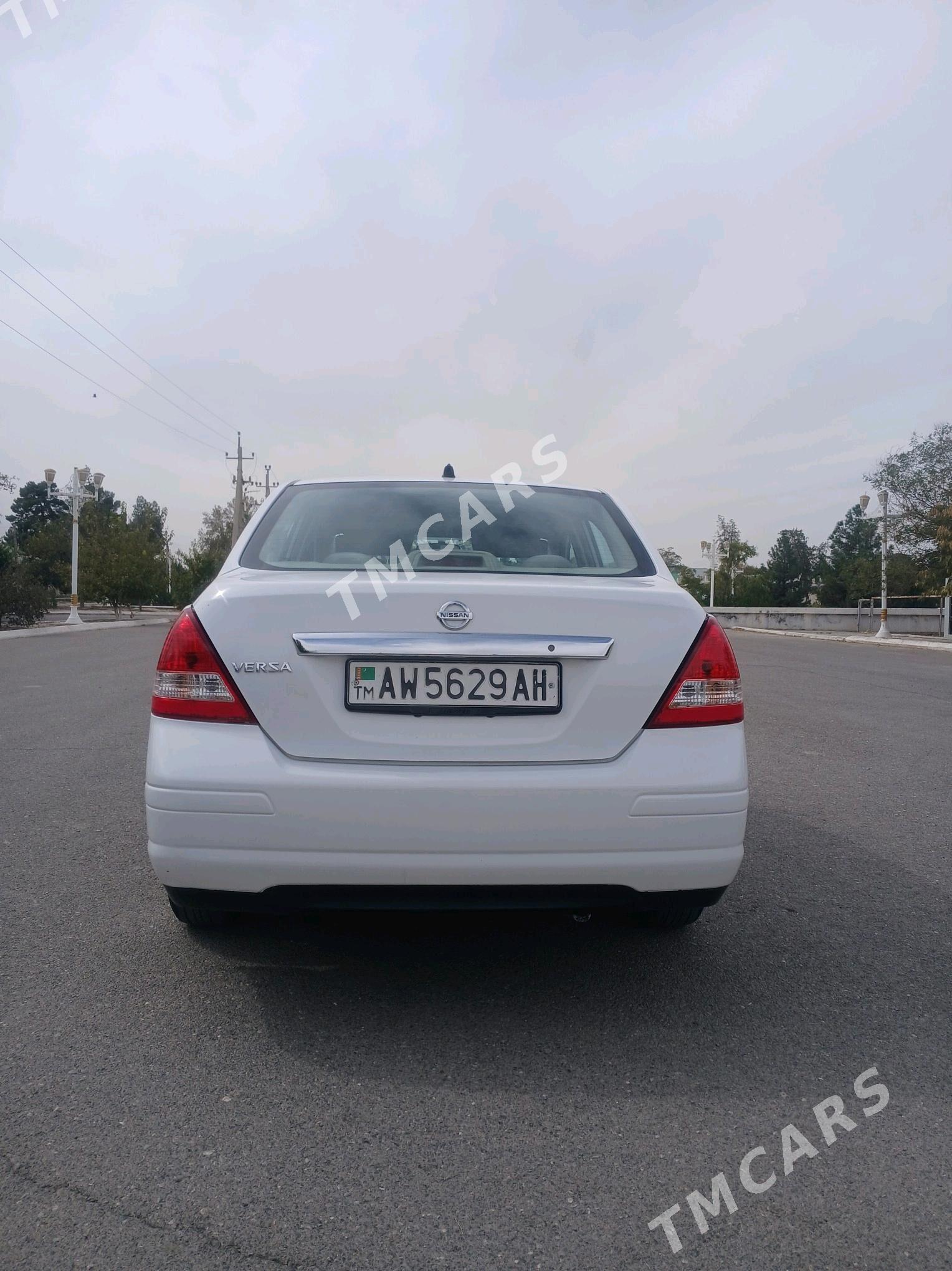 Nissan Versa 2009 - 105 000 TMT - Анев - img 4