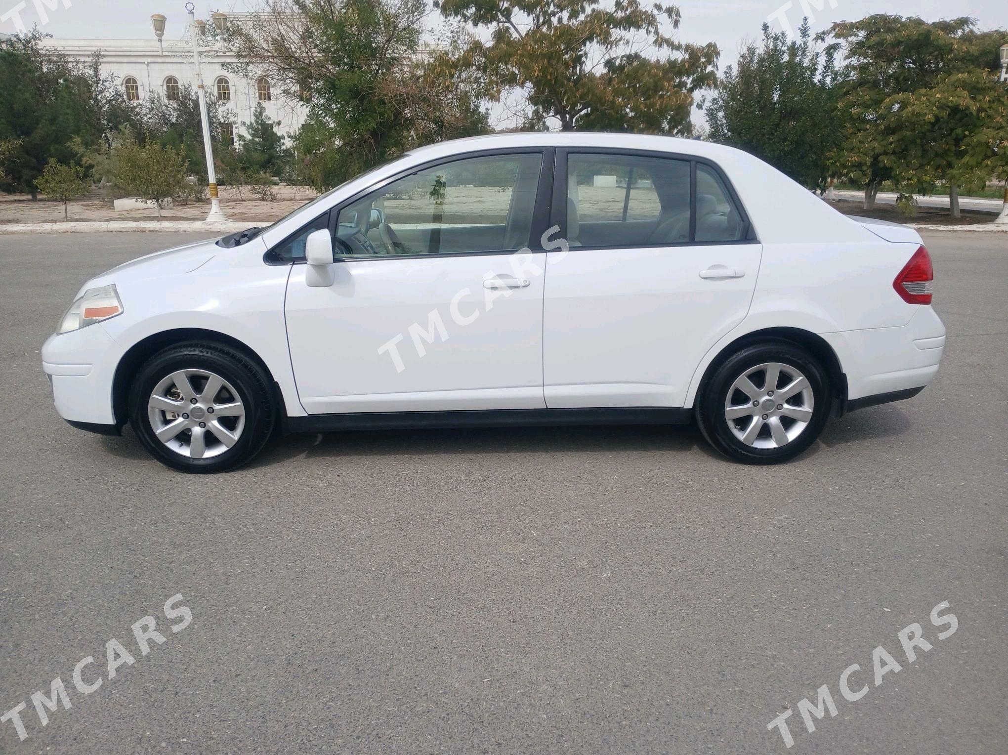 Nissan Versa 2009 - 105 000 TMT - Анев - img 8