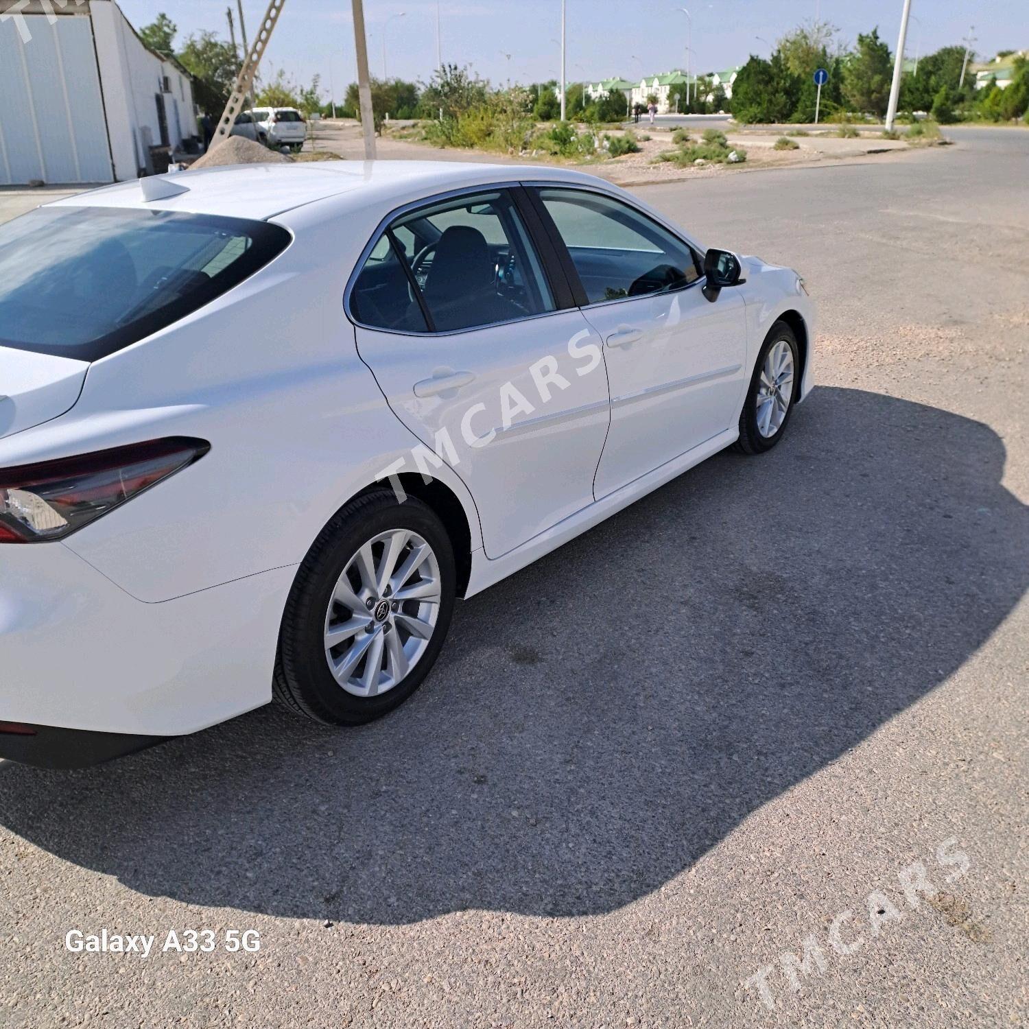 Toyota Camry 2021 - 330 000 TMT - Balkanabat - img 2