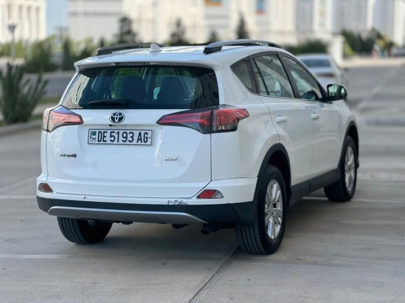 Toyota RAV4 2018 - 305 000 TMT - Aşgabat - img 2