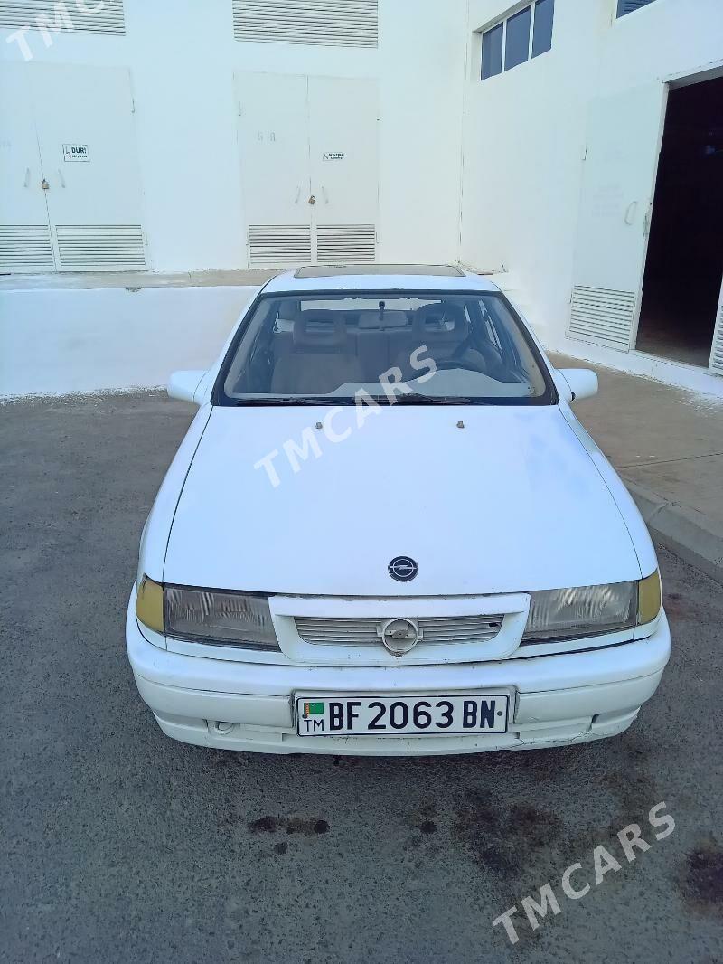 Opel Vectra 1990 - 30 000 TMT - Türkmenbaşy - img 4