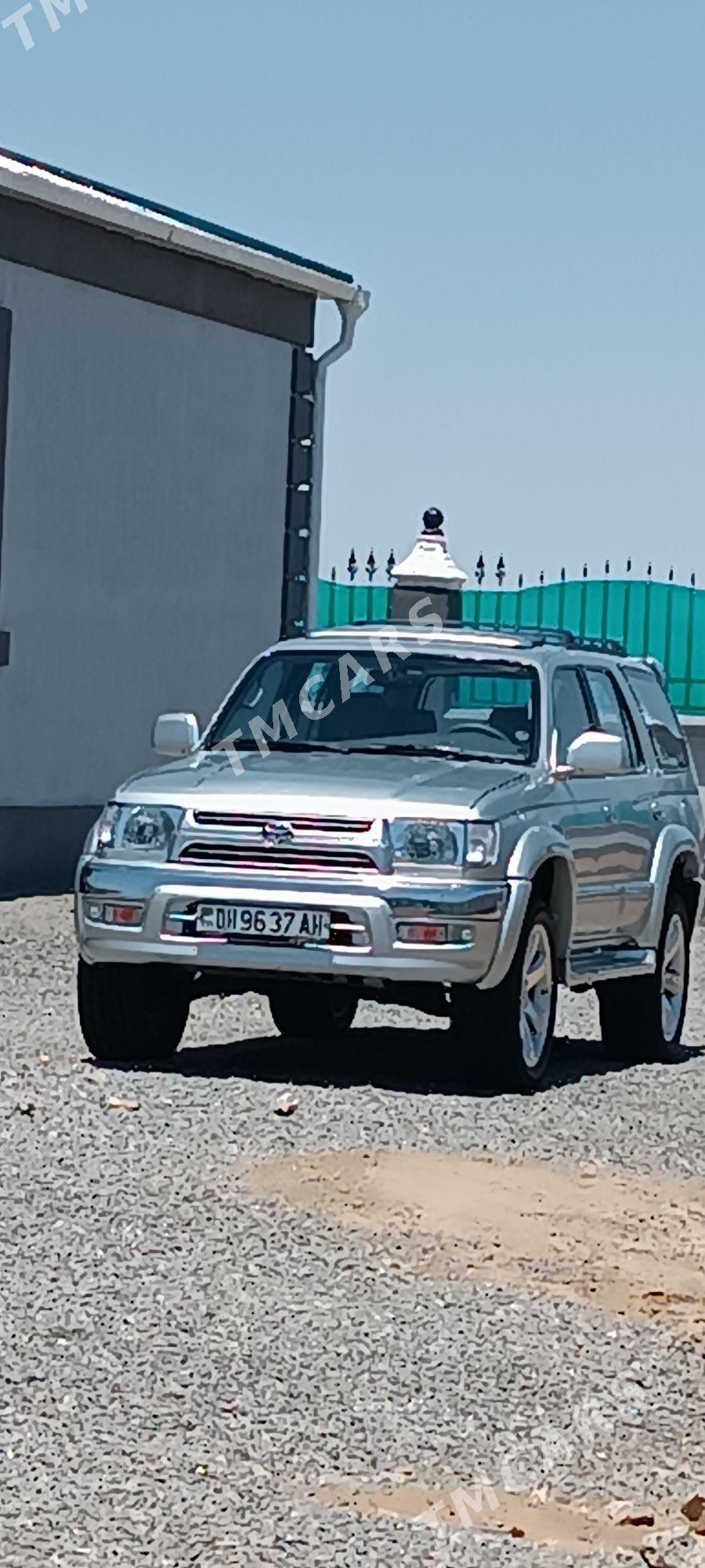 Toyota 4Runner 2002 - 140 000 TMT - Aşgabat - img 3