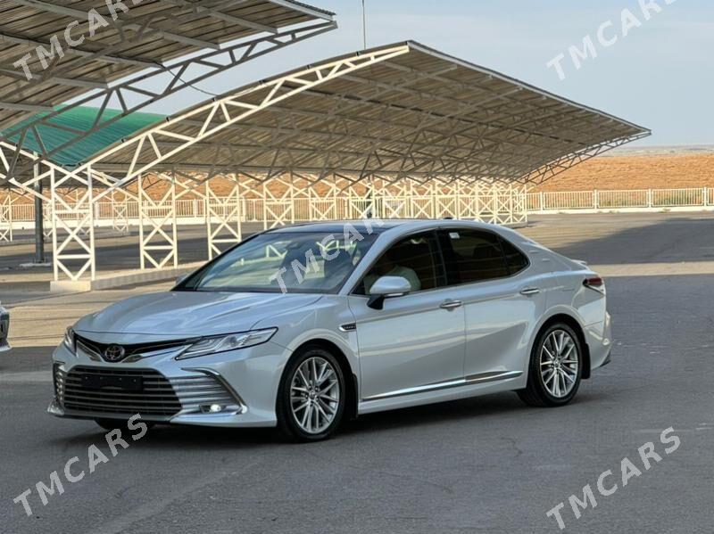 Toyota Camry 2023 - 685 000 TMT - Ашхабад - img 4