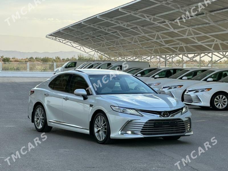 Toyota Camry 2023 - 685 000 TMT - Ашхабад - img 3