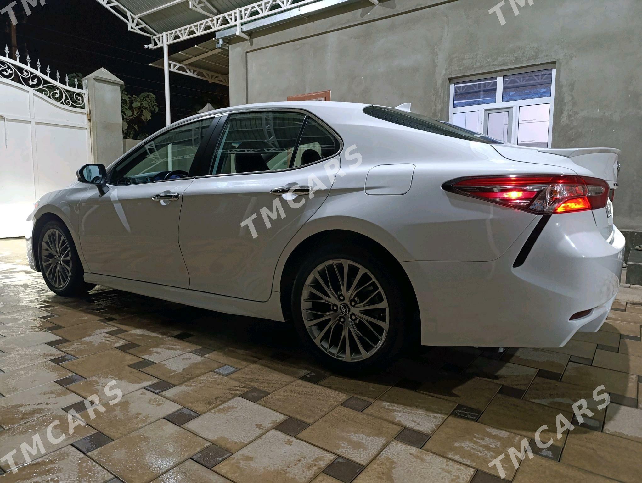 Toyota Camry 2019 - 280 000 TMT - Aşgabat - img 6