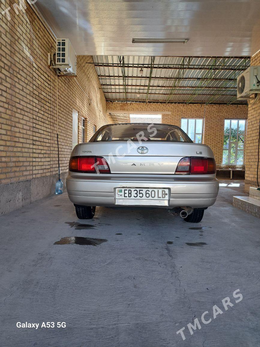 Toyota Camry 1995 - 86 000 TMT - Туркменабат - img 4