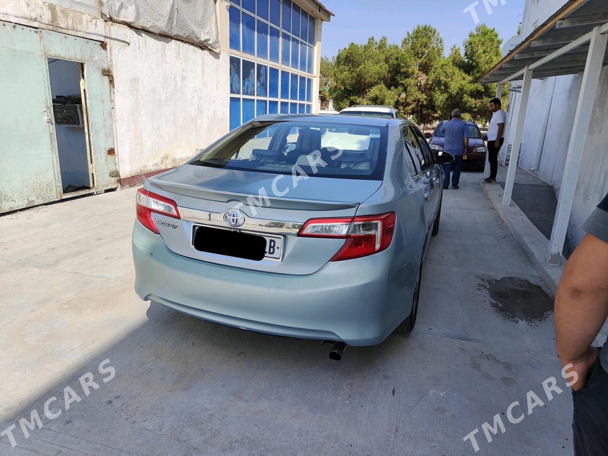 Toyota Camry 2012 - 139 000 TMT - Туркменабат - img 2