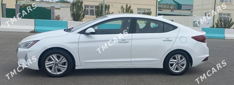 Hyundai Elantra 2020 - 245 000 TMT - ул. Подвойского (Битарап Туркменистан шаёлы) - img 2