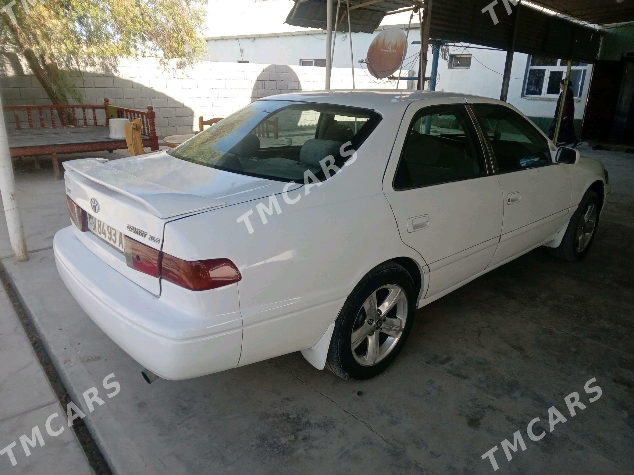 Toyota Camry 2000 - 85 000 TMT - Гёкдепе - img 3