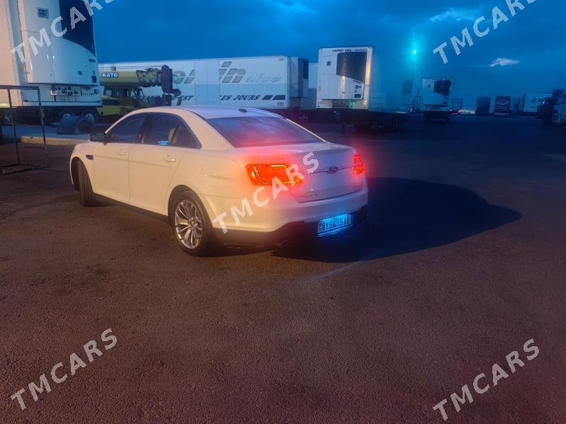 Ford Taurus 2015 - 220 000 TMT - Aşgabat - img 2