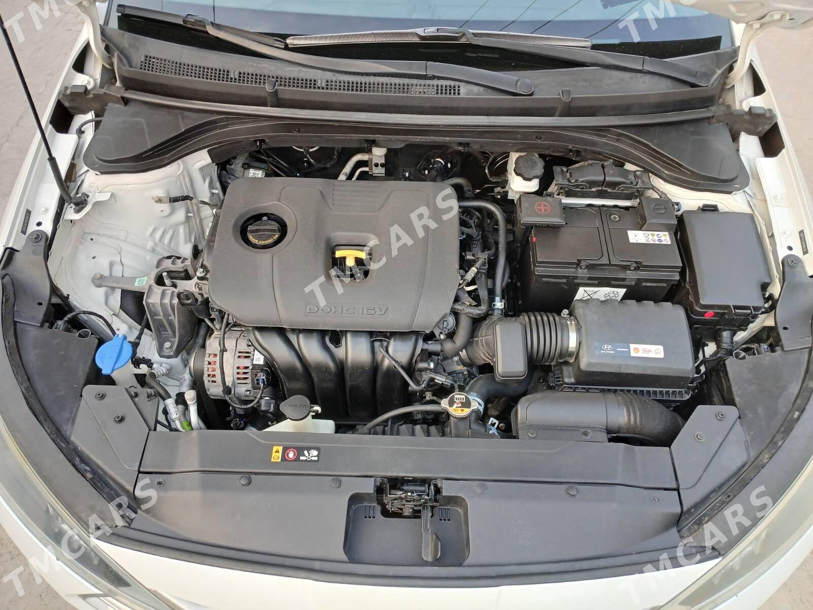 Hyundai Elantra 2019 - 205 000 TMT - Köşi - img 4