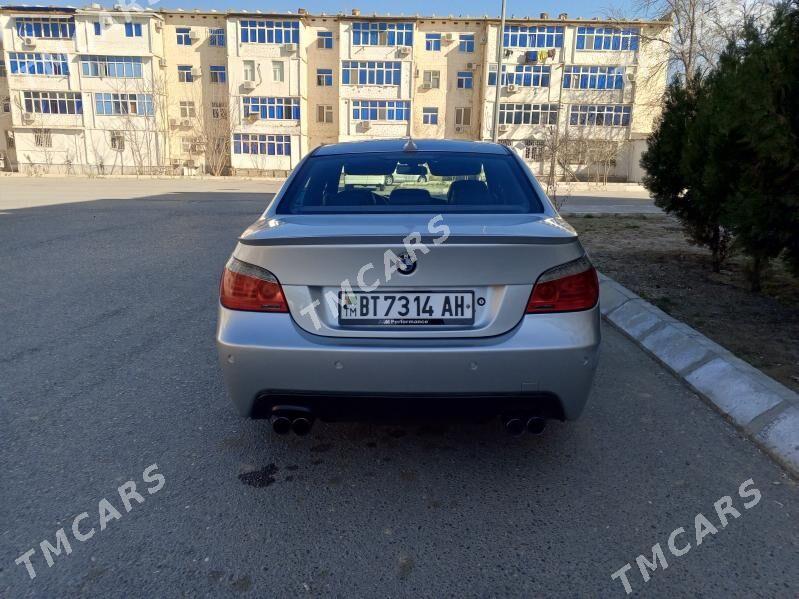 BMW E60 2009 - 160 000 TMT - 11 мкр - img 4