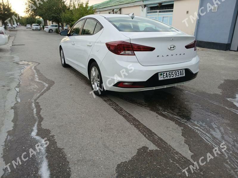 Hyundai Elantra 2019 - 197 000 TMT - Aşgabat - img 4