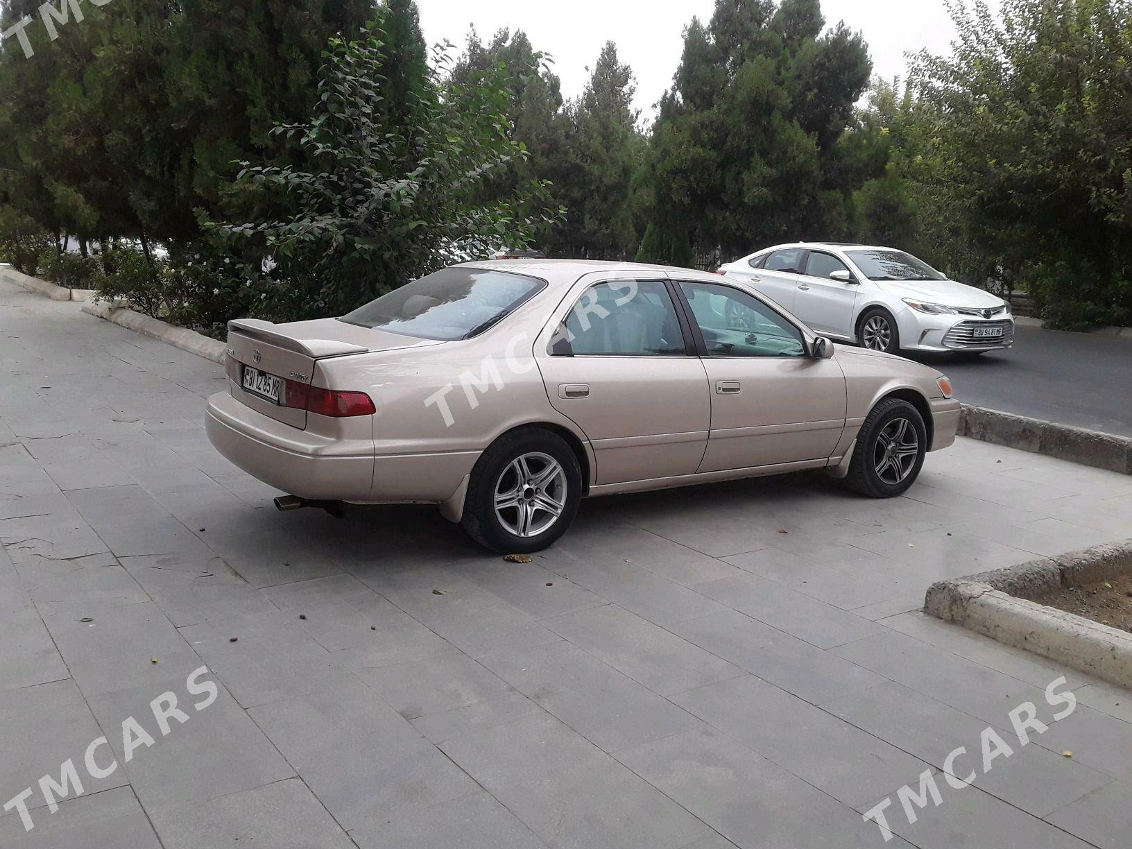 Toyota Camry 2001 - 106 000 TMT - Baýramaly - img 2