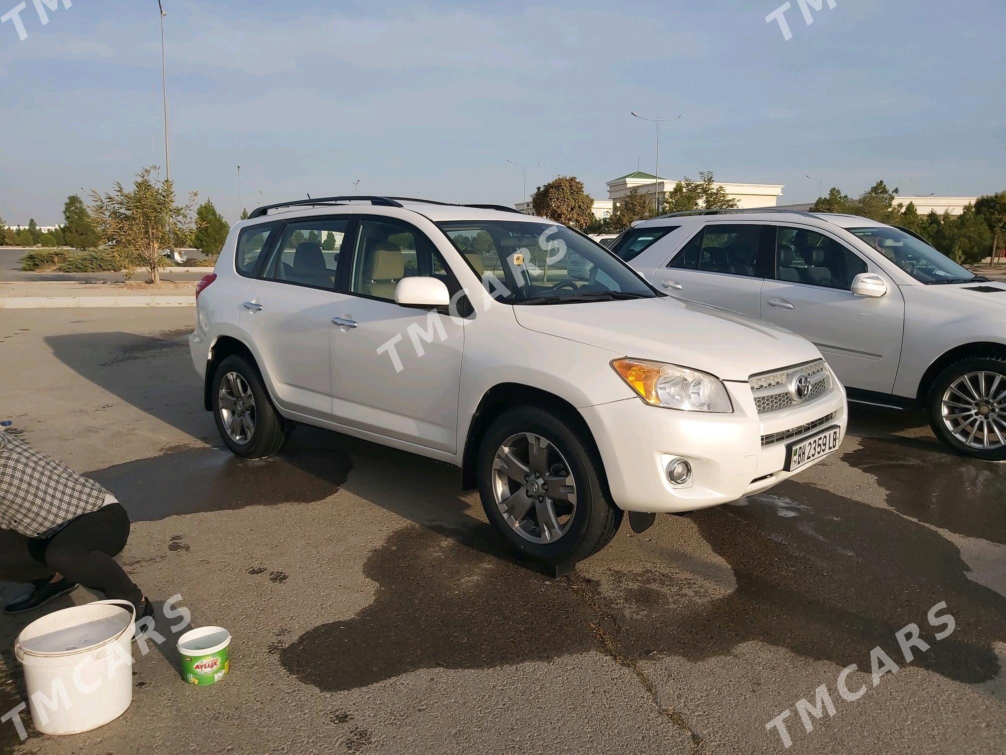 Toyota RAV4 2012 - 180 000 TMT - Türkmenabat - img 3