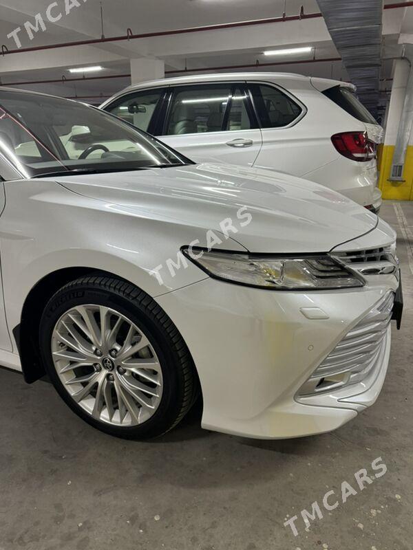 Toyota Camry 2018 - 540 000 TMT - Podwoýski köç. (Bitarap Türkmenistan şaýoly) - img 4