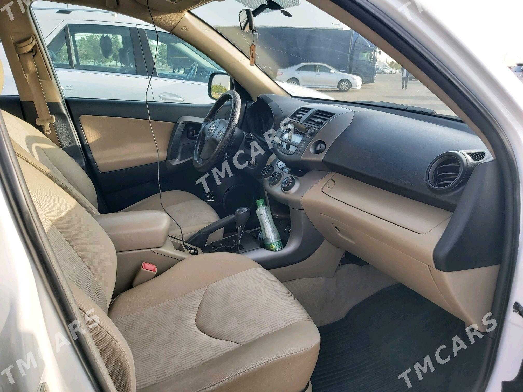 Toyota RAV4 2012 - 180 000 TMT - Türkmenabat - img 5