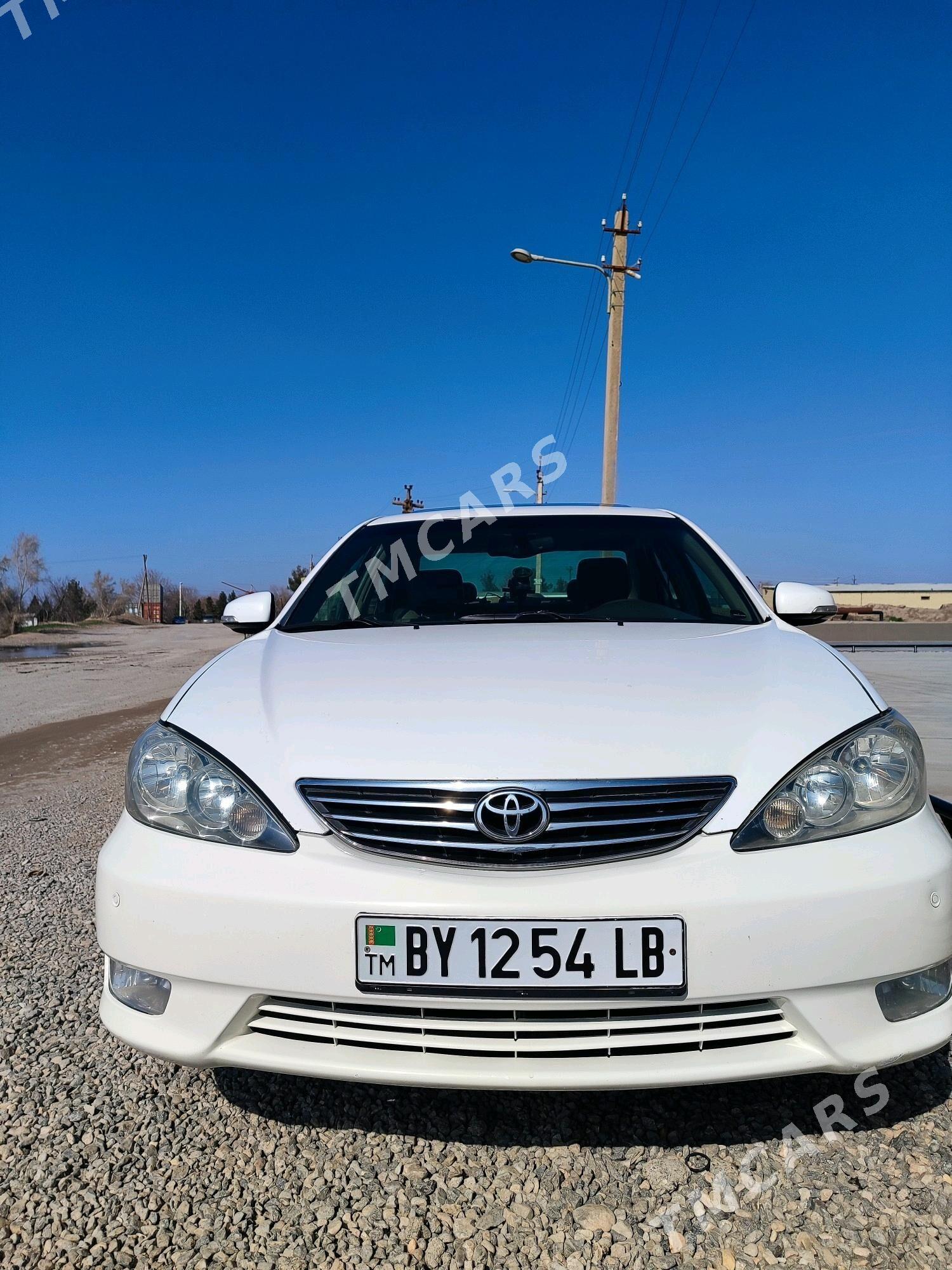 Toyota Camry 2004 - 160 000 TMT - Халач - img 4