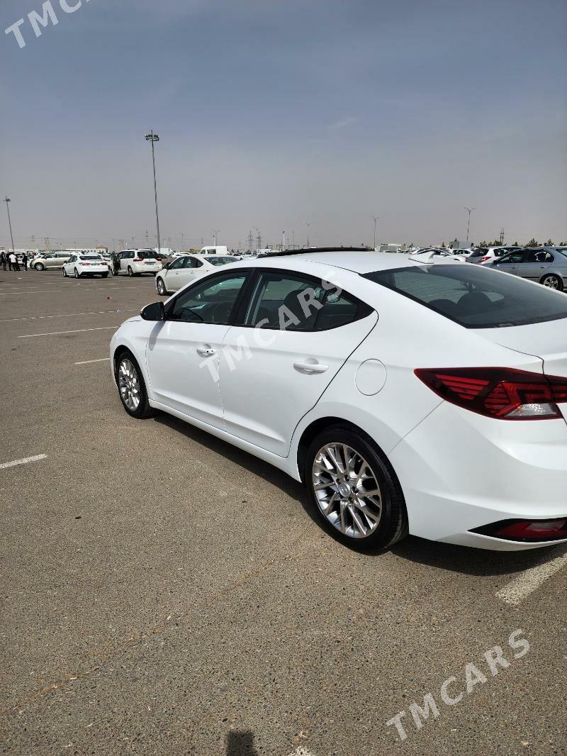 Hyundai Elantra 2019 - 235 000 TMT - Aşgabat - img 4