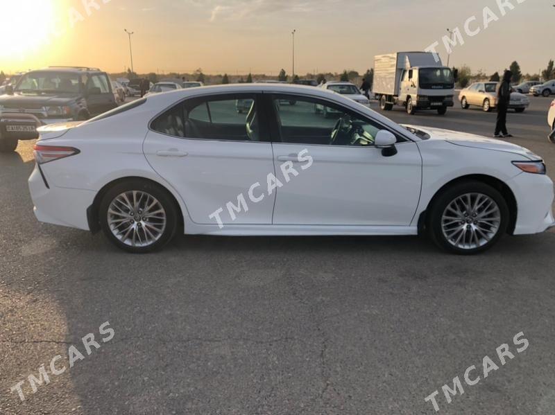 Toyota Camry 2019 - 290 000 TMT - Дянев - img 2