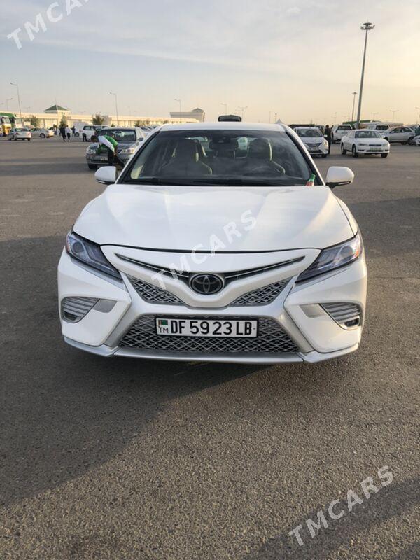 Toyota Camry 2019 - 290 000 TMT - Дянев - img 3