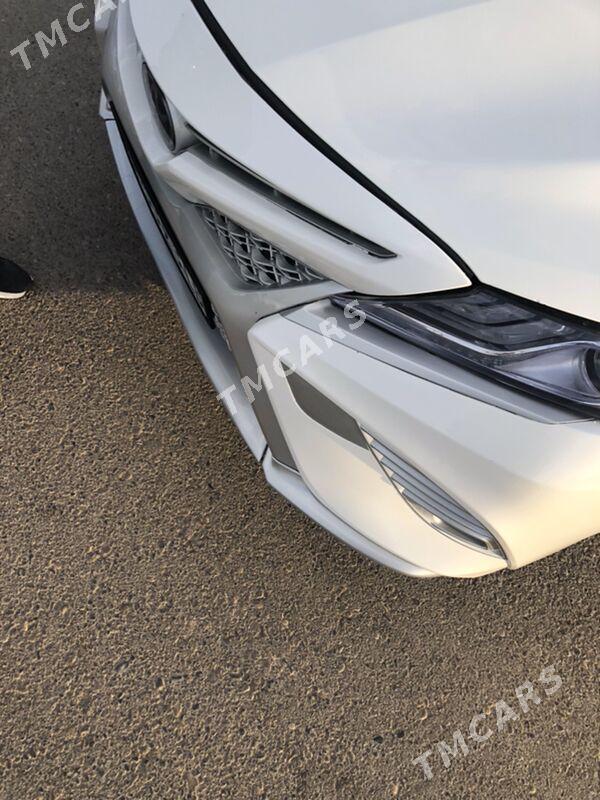 Toyota Camry 2019 - 290 000 TMT - Дянев - img 4