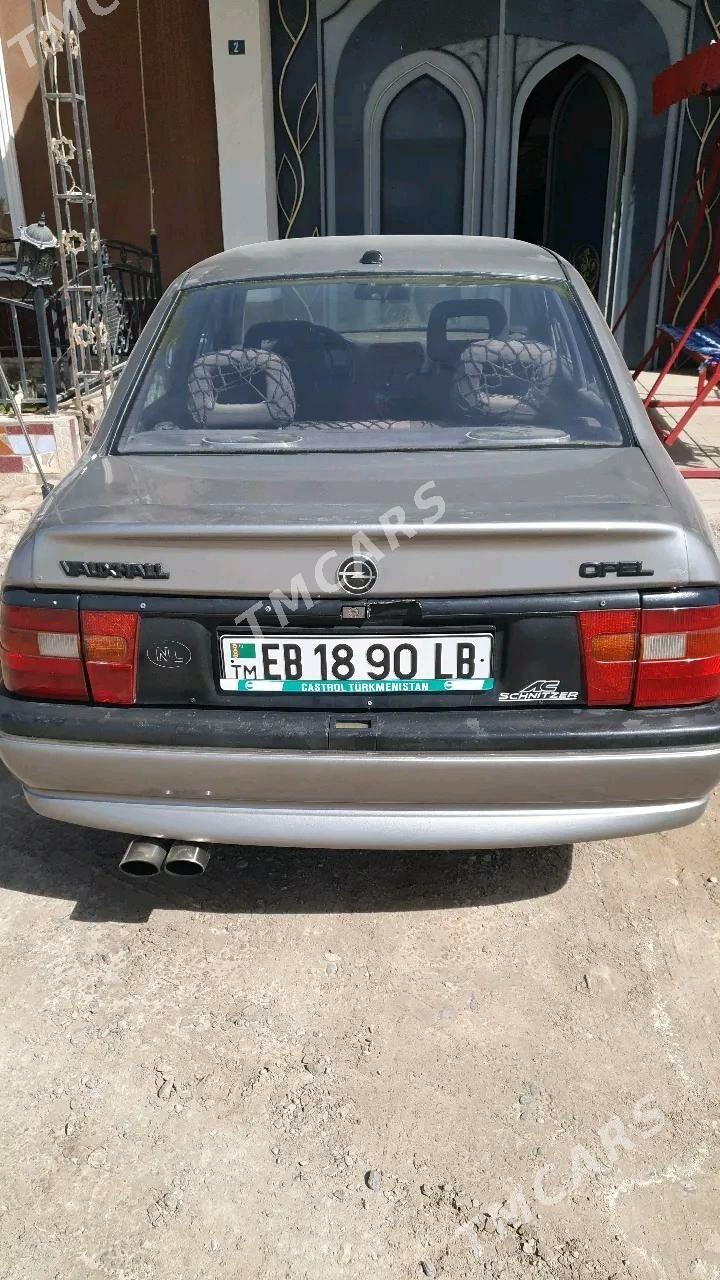 Opel Vectra 1993 - 35 000 TMT - Фарап - img 9