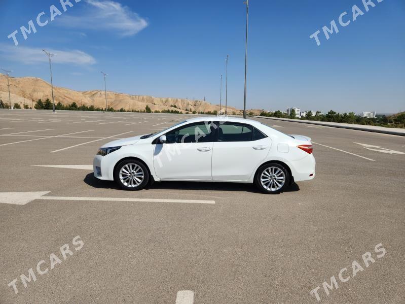 Toyota Corolla 2015 - 158 000 TMT - Кëши - img 4