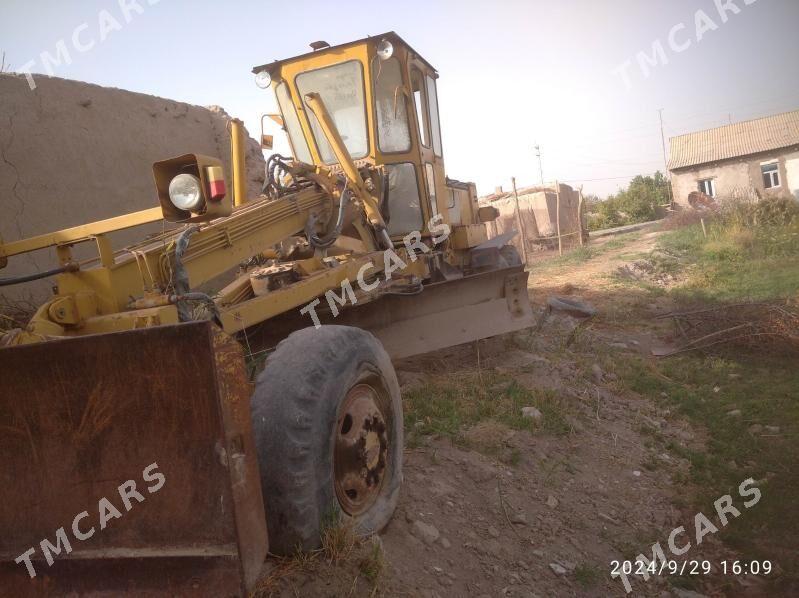 JCB Polemaster Plus 1987 - 90 000 TMT - Дашогуз - img 2