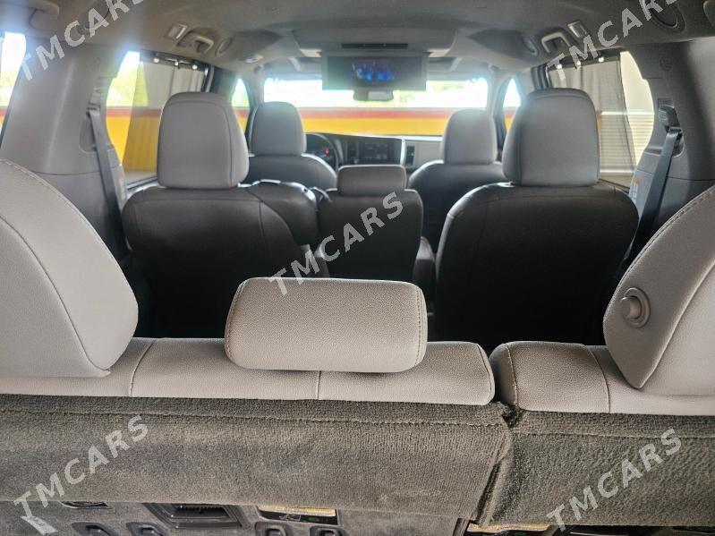 Toyota Sienna 2018 - 385 000 TMT - Aşgabat - img 3