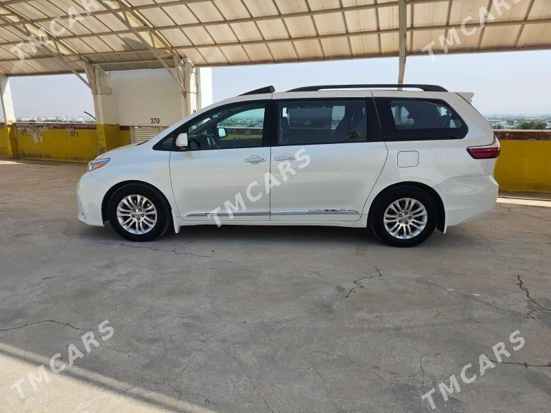 Toyota Sienna 2018 - 385 000 TMT - Aşgabat - img 8