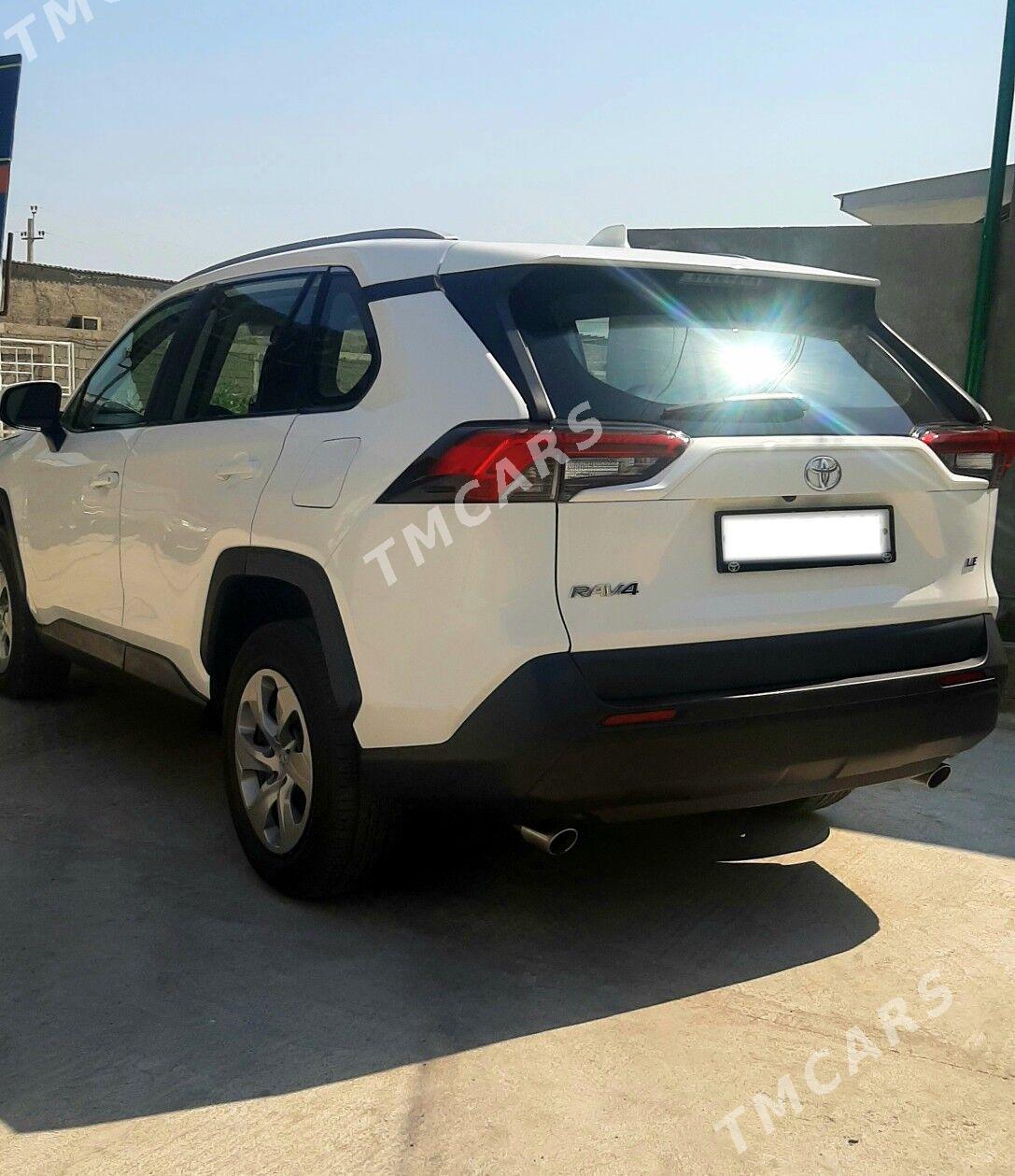 Toyota RAV4 2019 - 335 000 TMT - Ашхабад - img 4