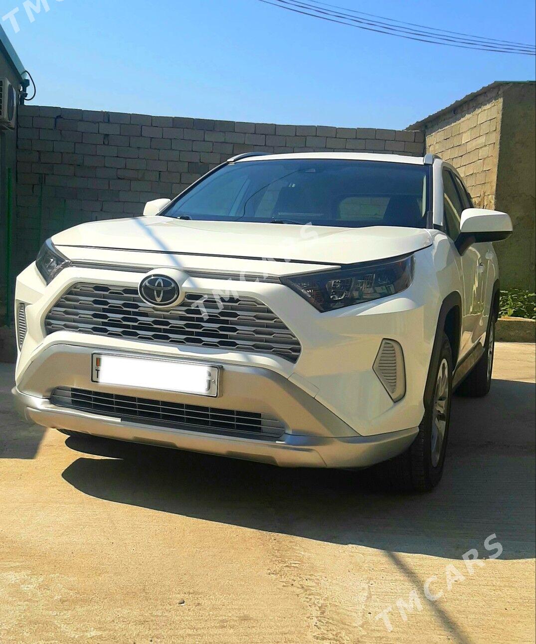 Toyota RAV4 2019 - 335 000 TMT - Aşgabat - img 2