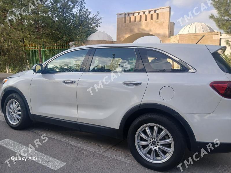 Kia Sorento 2019 - 275 000 TMT - Aşgabat - img 4