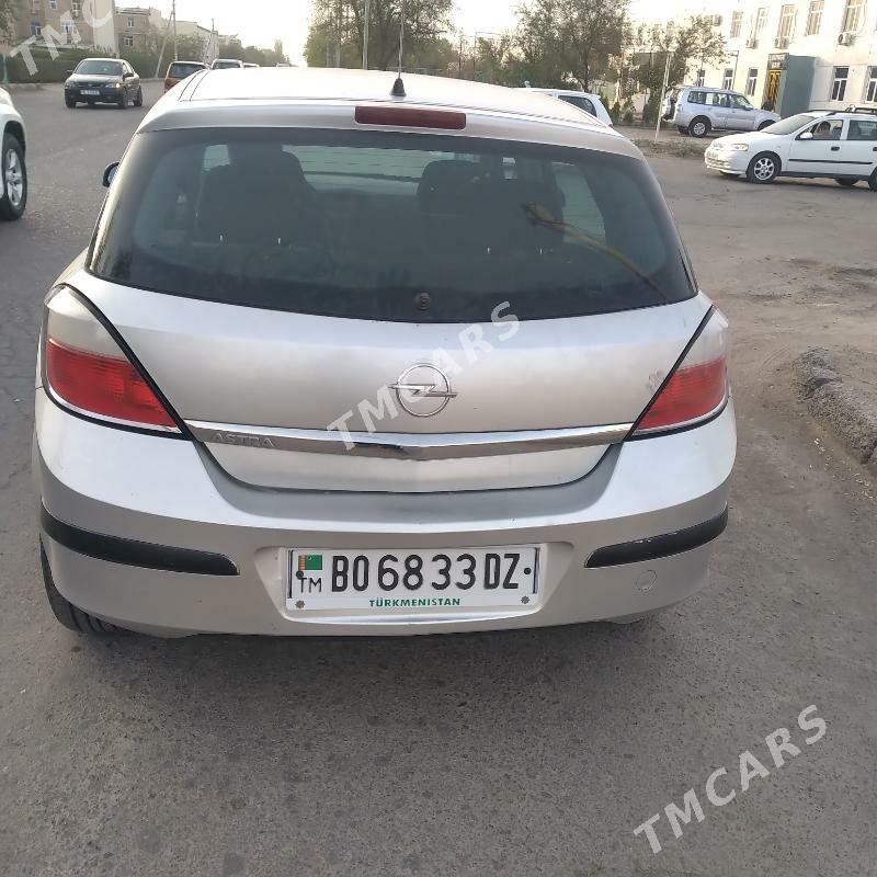 Opel Astra 2004 - 75 000 TMT - Дашогуз - img 3