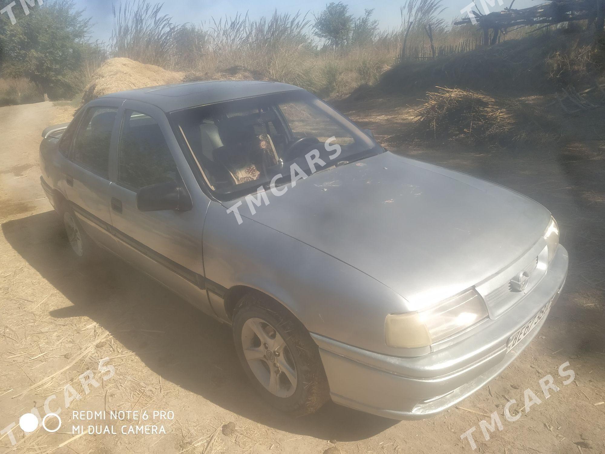 Opel Vectra 1993 - 25 000 TMT - Гурбансолтан Едже - img 5