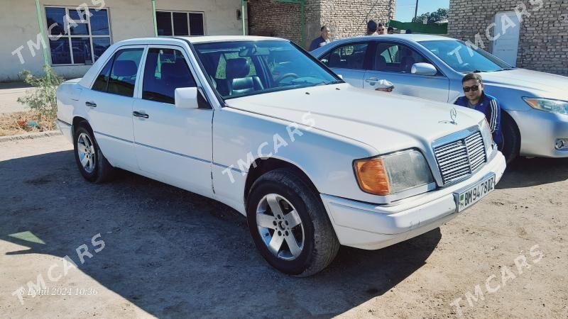 Mercedes-Benz E280 1993 - 60 000 TMT - Köneürgenç - img 2