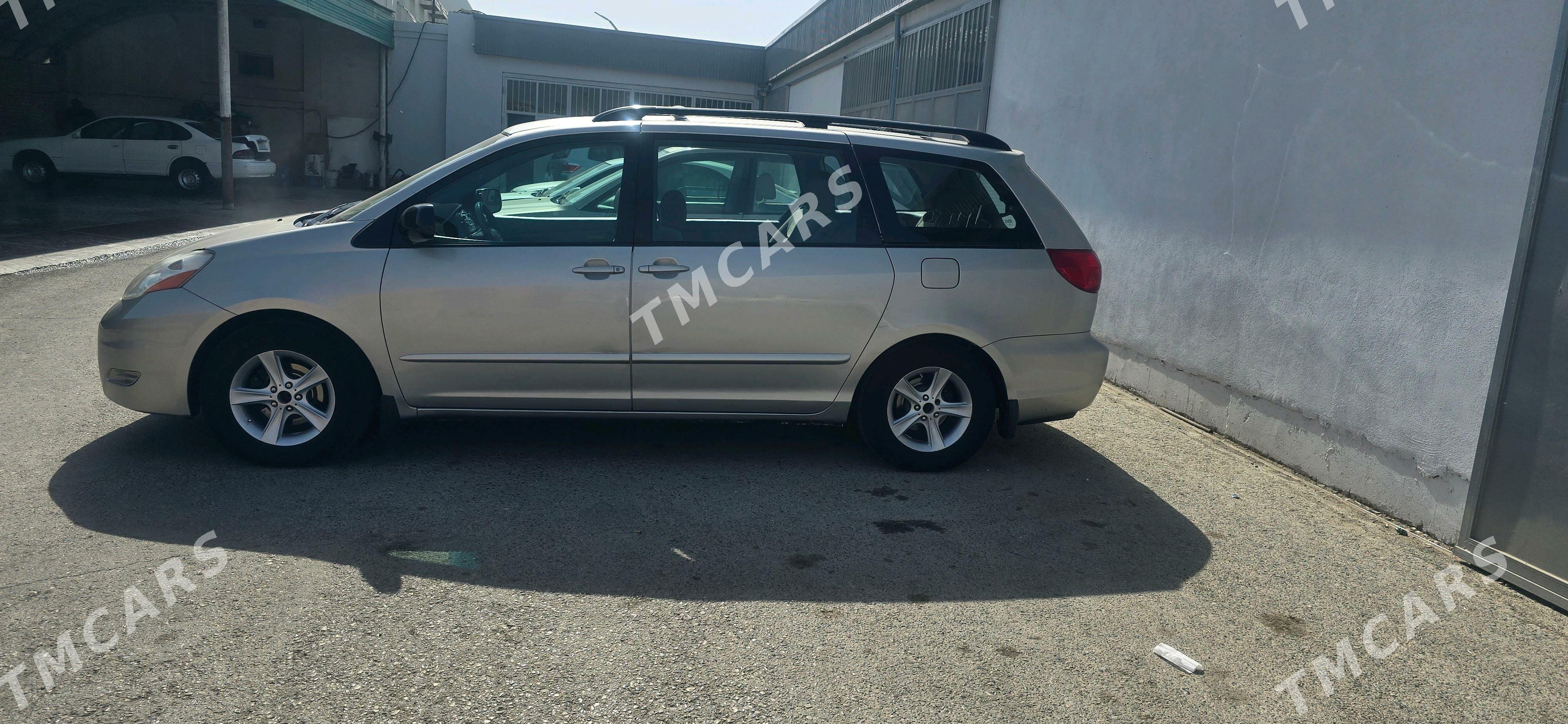 Toyota Sienna 2008 - 175 000 TMT - Mary - img 5