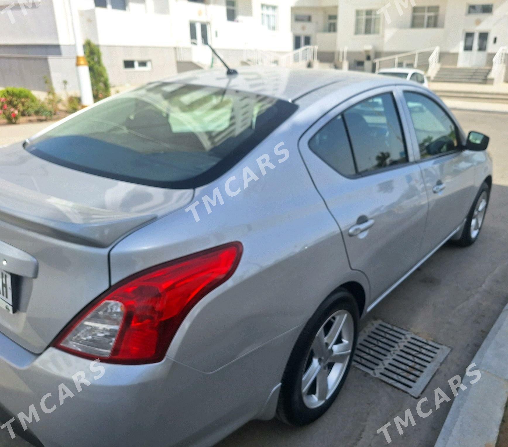 Nissan Versa 2017 - 130 000 TMT - Aşgabat - img 7