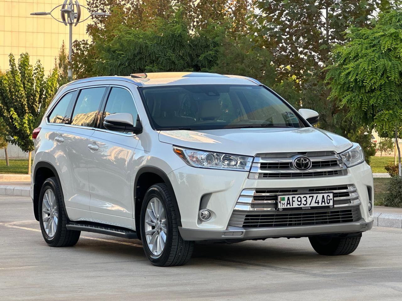 Toyota Highlander 2018 - 525 000 TMT - Aşgabat - img 3