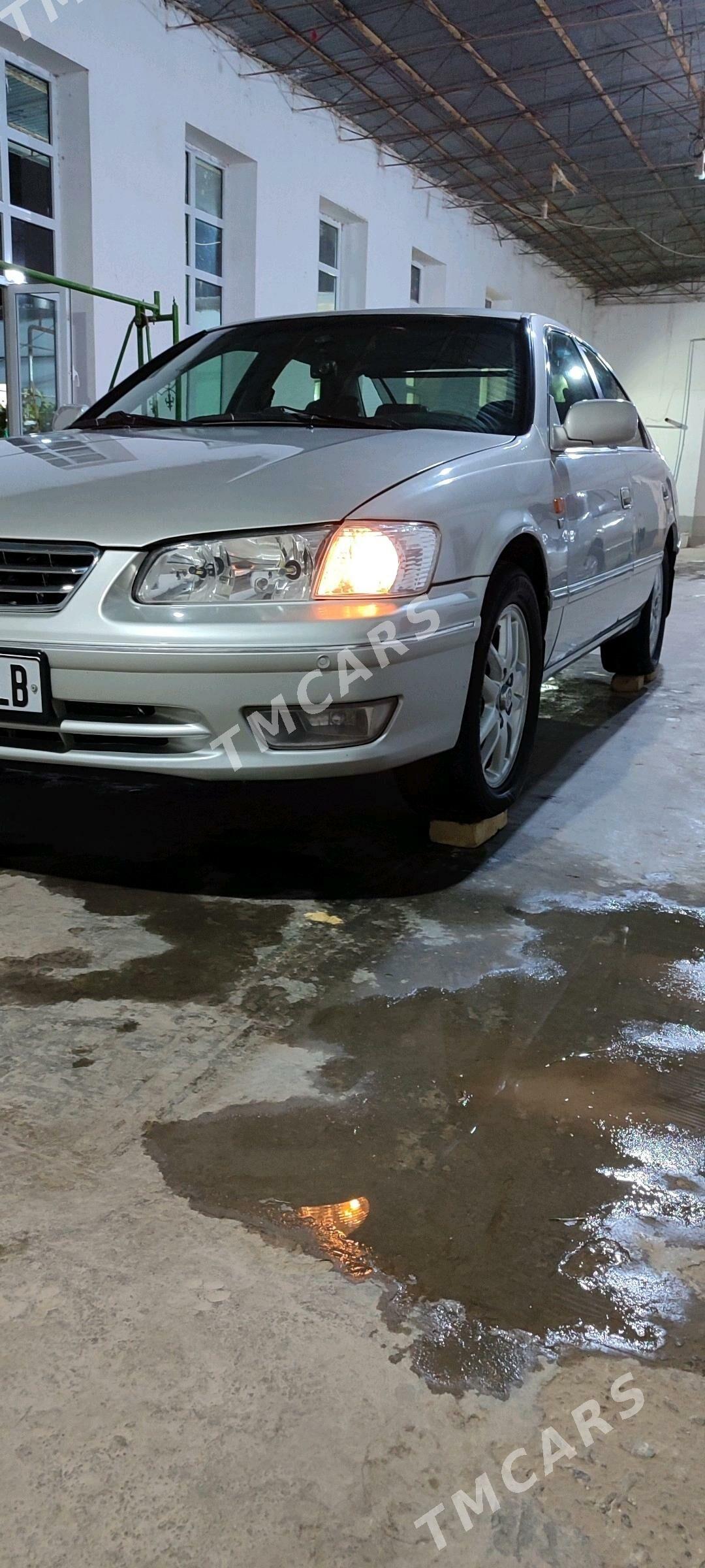 Toyota Camry 2000 - 160 000 TMT - Чарджоу - img 6