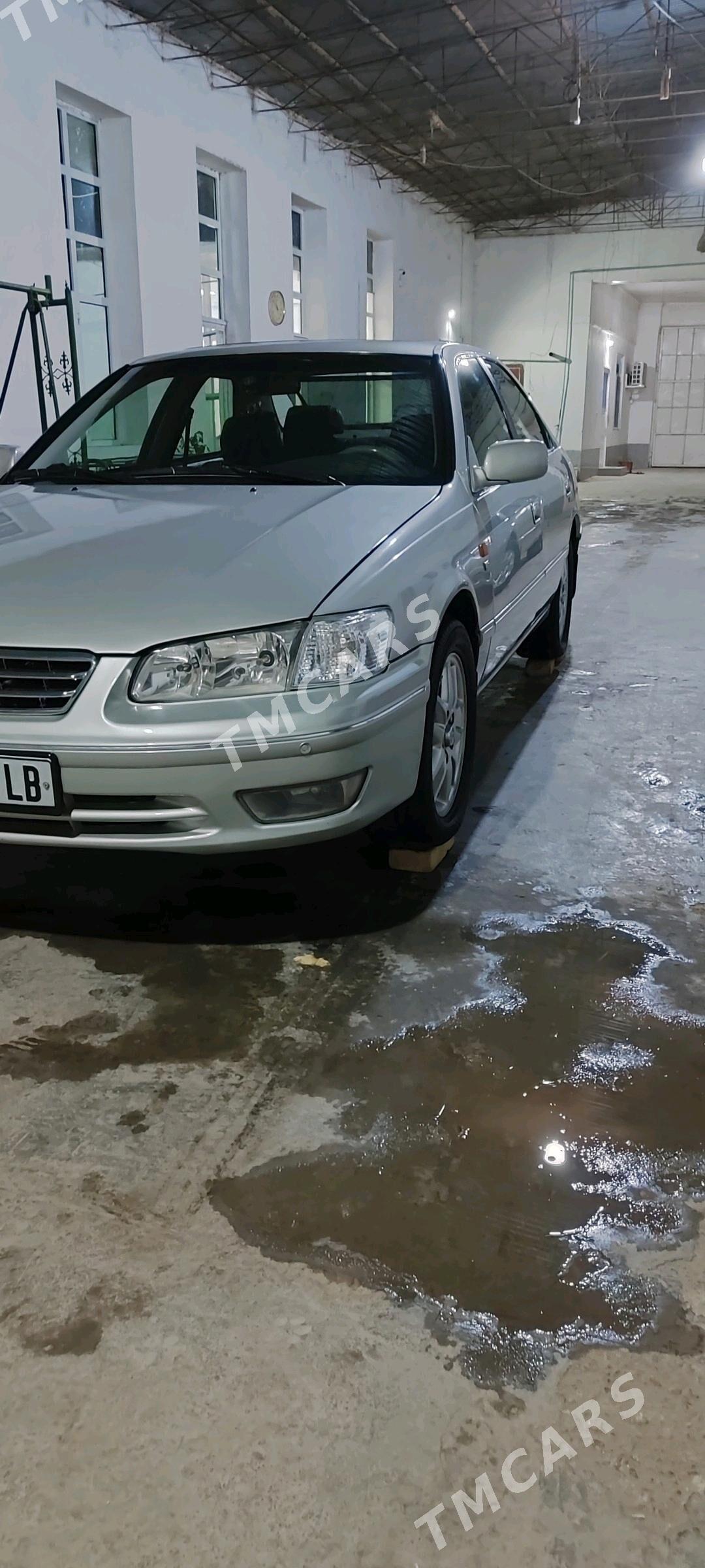 Toyota Camry 2000 - 160 000 TMT - Чарджоу - img 7