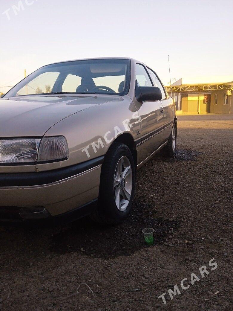 Opel Vectra 1992 - 32 000 TMT - Мары - img 6