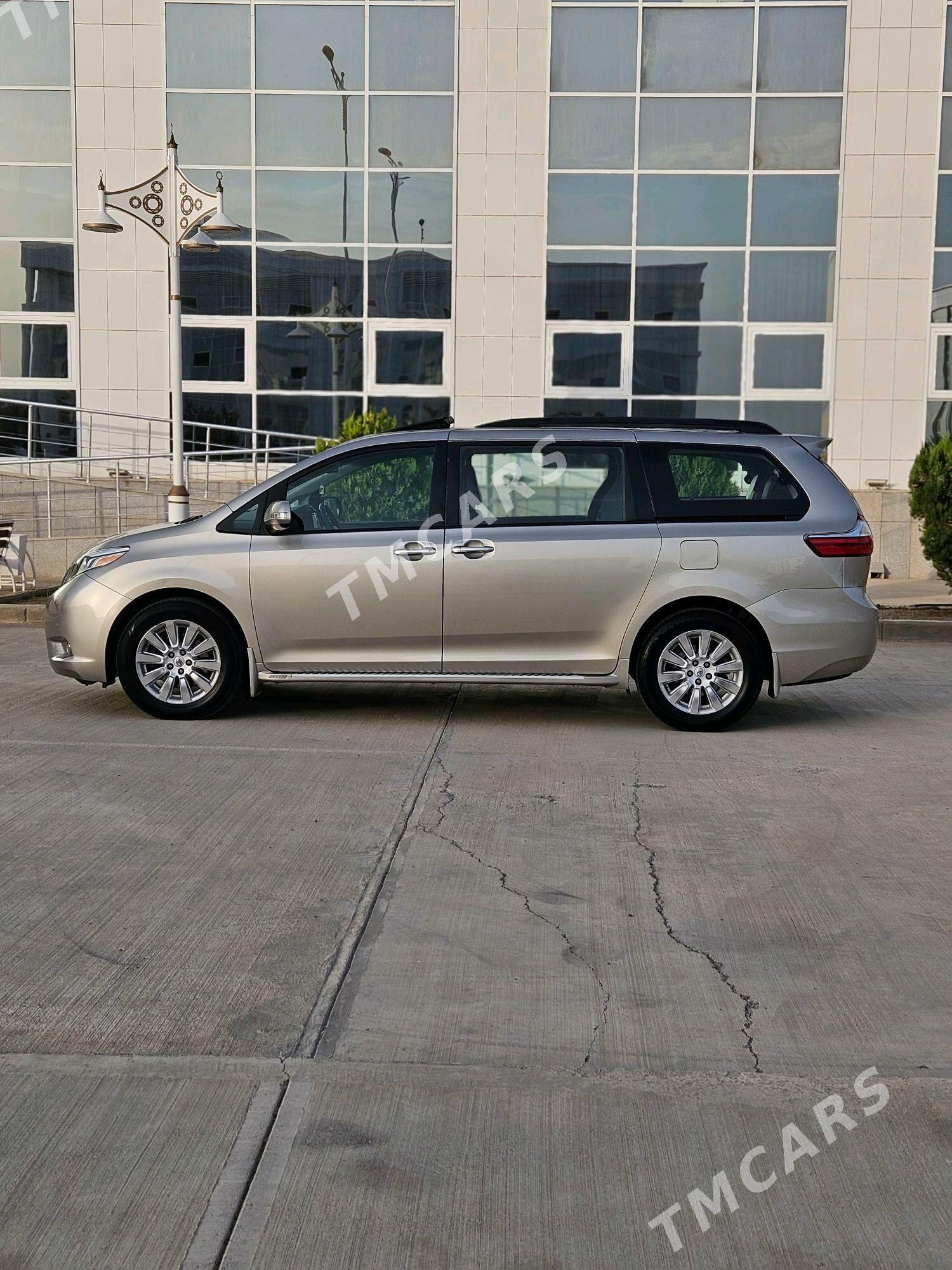 Toyota Sienna 2016 - 420 000 TMT - Aşgabat - img 6