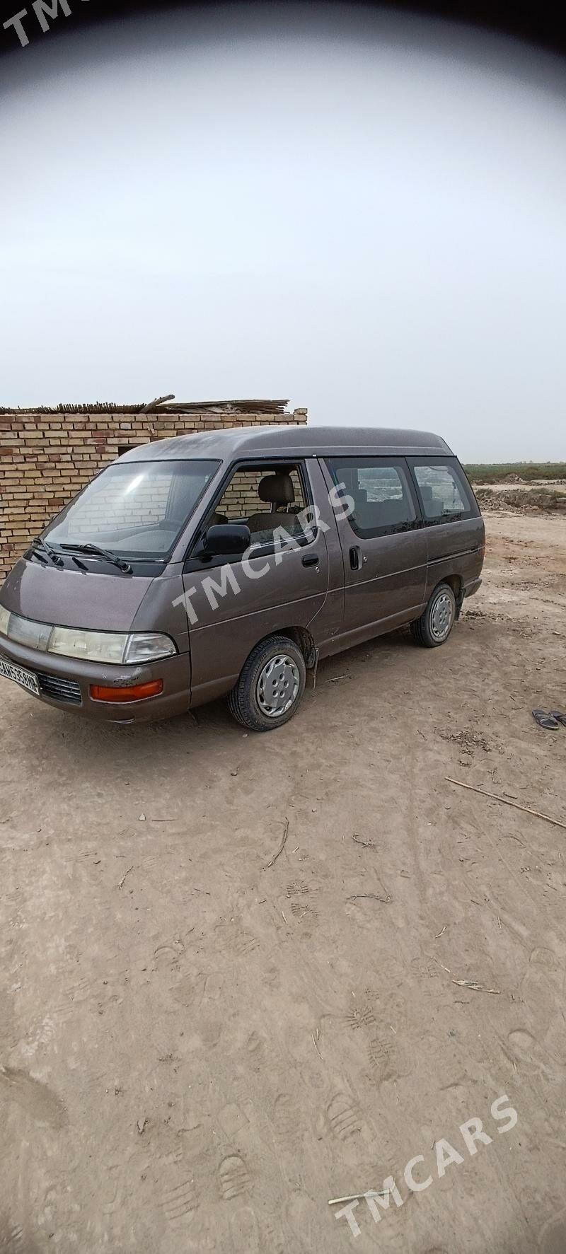 Toyota Town Ace 1993 - 40 000 TMT - Murgap - img 3