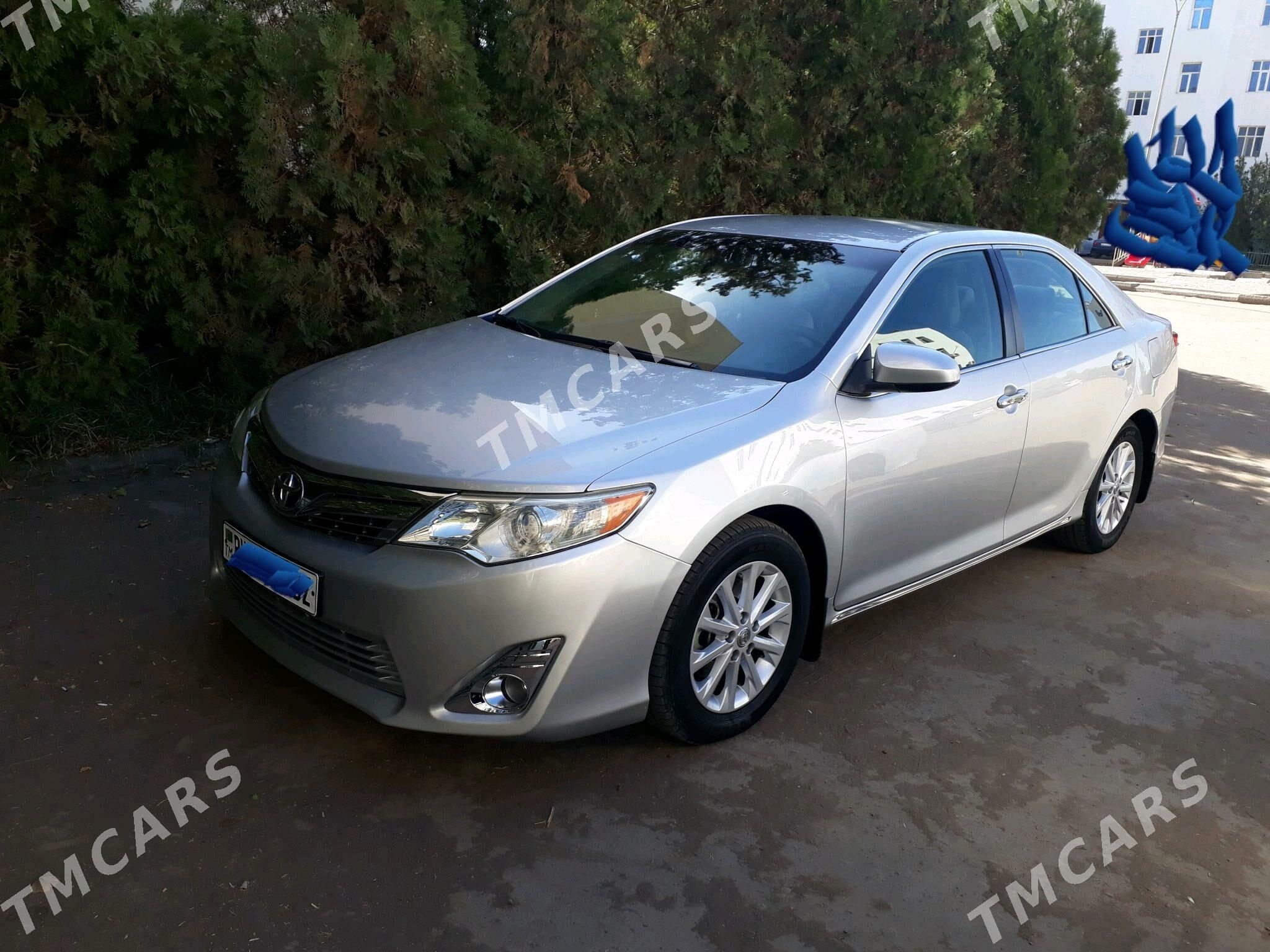 Toyota Camry 2014 - 200 000 TMT - Дашогуз - img 6