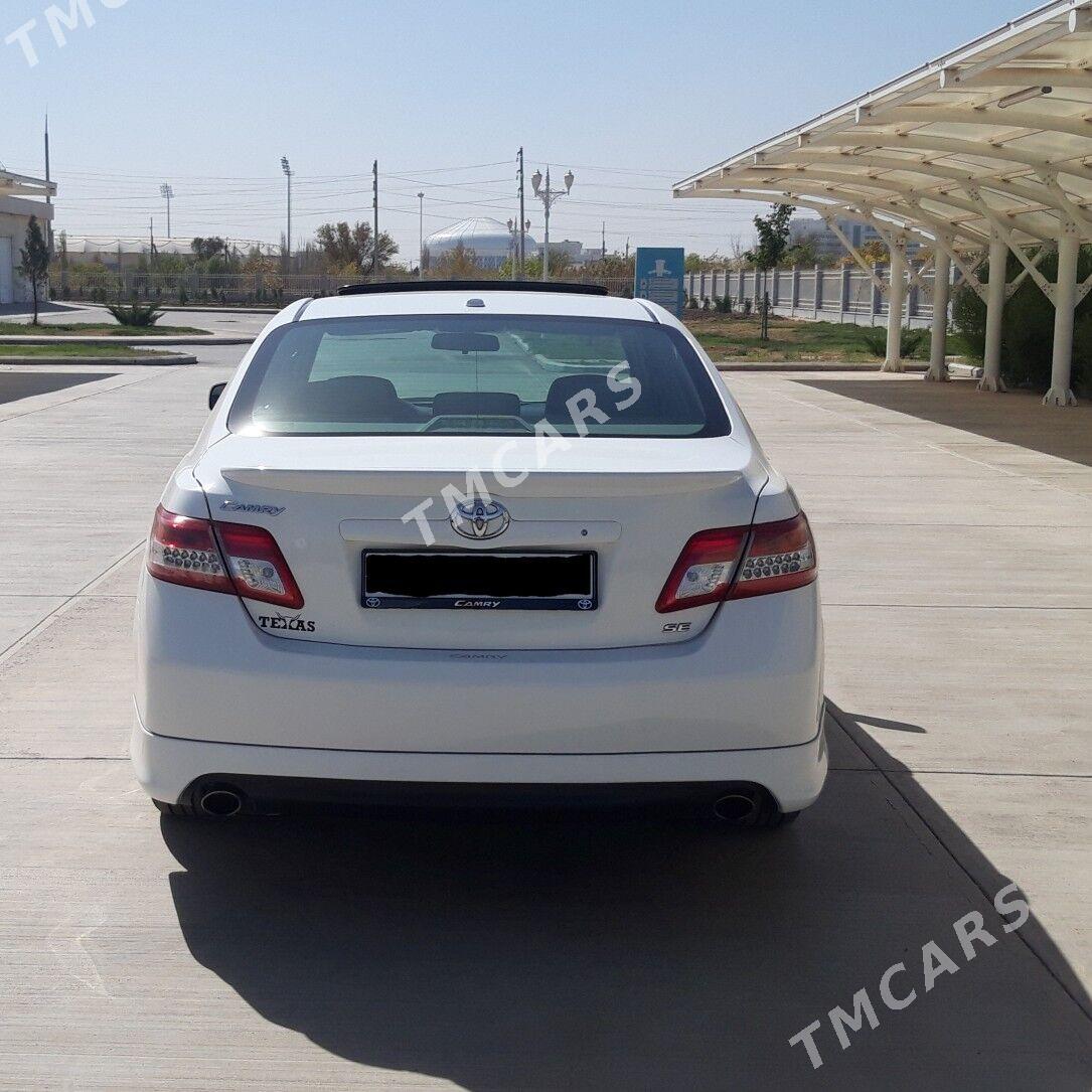 Toyota Camry 2011 - 215 000 TMT - Дашогуз - img 6