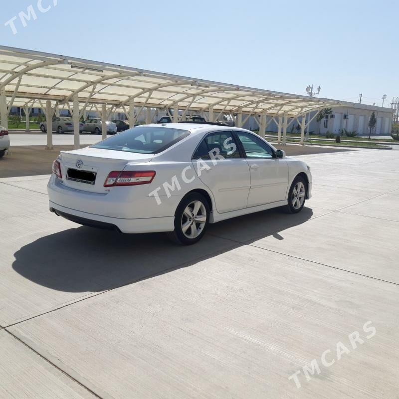 Toyota Camry 2011 - 215 000 TMT - Дашогуз - img 5