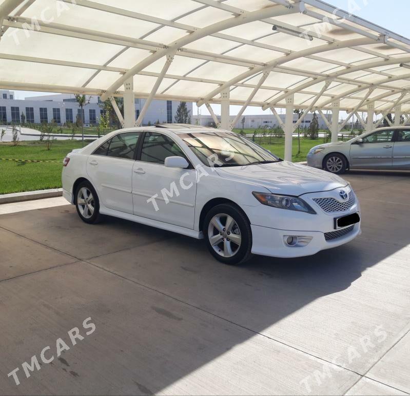 Toyota Camry 2011 - 215 000 TMT - Дашогуз - img 4