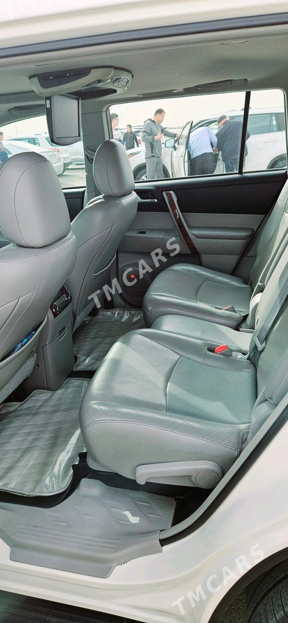 Toyota Highlander 2012 - 310 000 TMT - Бахарден - img 4